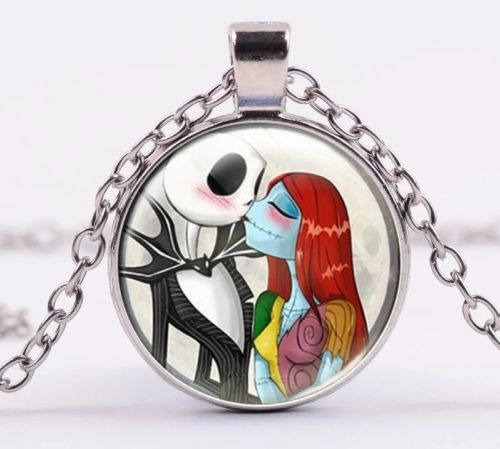 JACK /& SALLY NIGHTMARE BEFORE CHRISTMAS GLASS PICTURE PENDANT NECKLACE