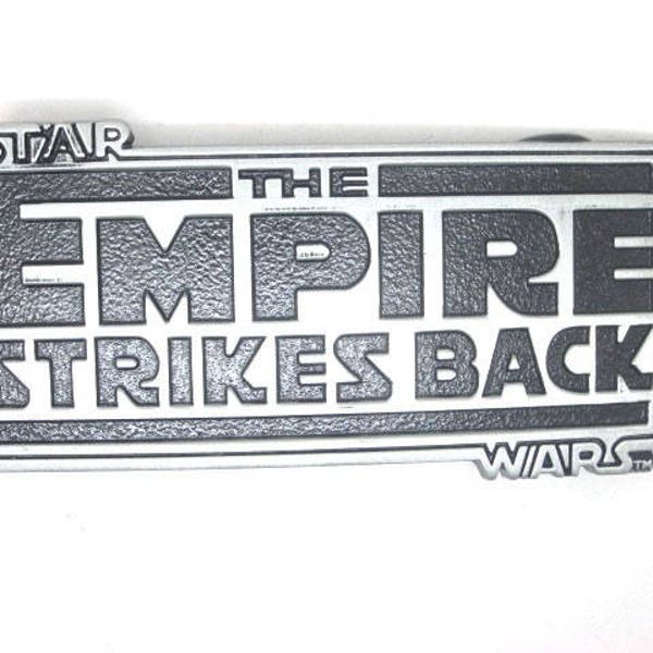 Star Wars The Empire Strikes Back Belt Buckle style rétro vintage