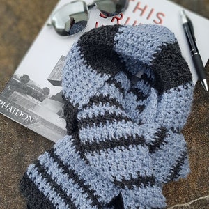 Gents College Scarf - easy crochet pattern