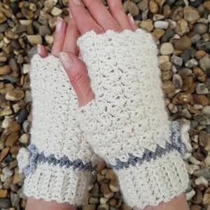 Gelato Gloves Crochet pattern image 1