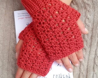 Easy Lace Gloves - simple crochet pattern