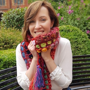 Magical Mesh Chunky Scarf - Easy crochet pattern