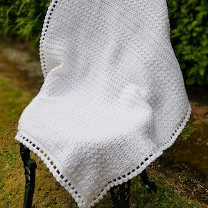 Sweet Little Baby Blanket Easy crochet pattern image 2