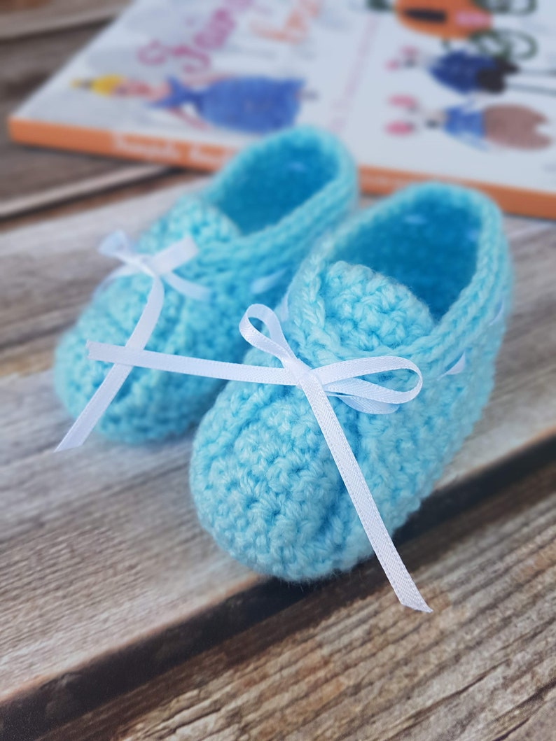 Baby Bootees unisex crochet pattern image 5