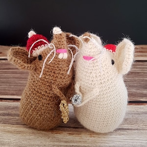 Christmas Mouse - Easy crochet pattern