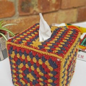 Tissue Box Cover - Easy crochet pattern with FREE tutorial Pdf