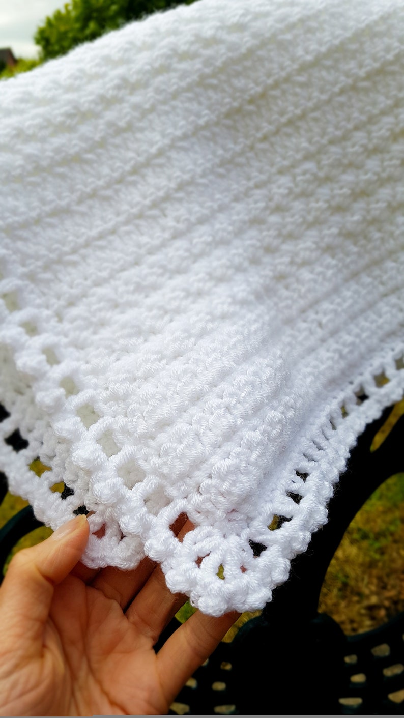 Sweet Little Baby Blanket Easy crochet pattern image 3