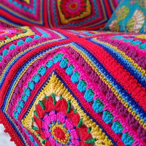 Journey East - colourful granny squares crochet blanket pattern