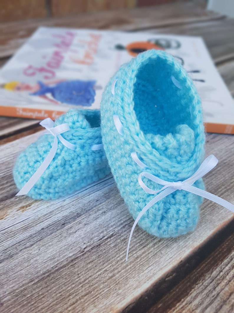 Baby Bootees unisex crochet pattern image 6