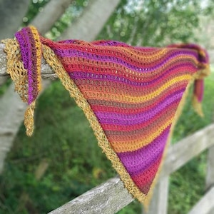 Amsterdam Shawl - easy crochet shawl pattern