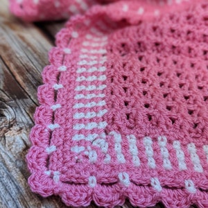 Couverture pour bébé gaufrée Modèle au crochet pour niveaux intermédiaires image 4