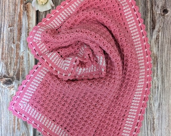 Couverture pour bébé gaufrée - Modèle au crochet pour niveaux intermédiaires