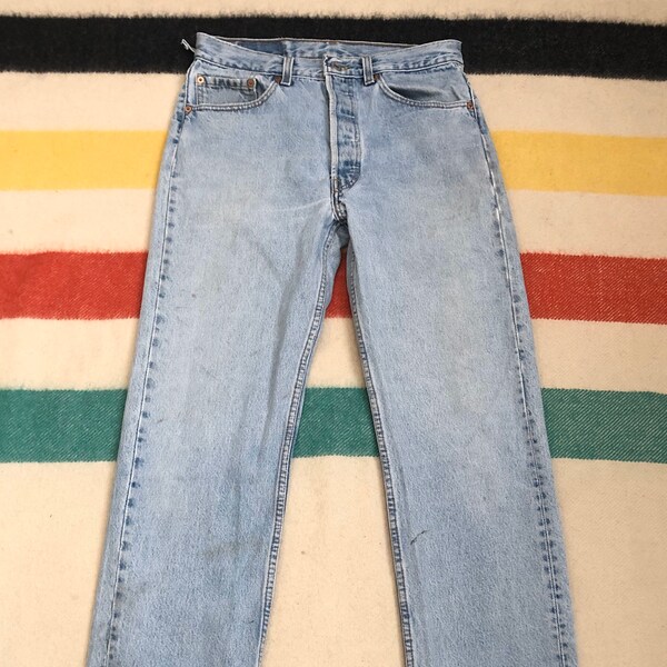 Vintage Levi's 501 Button Fly Denim Blue Jeans Size 30x31 Made in USA