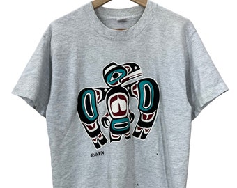 Vintage 90's Odin Lonning Totem Pole Raven Native American Art T-Shirt Medium Distressed