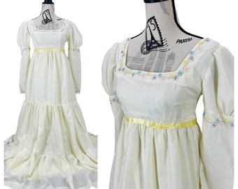 Vintage 70’s Ivory and Yellow Boho Hippie Cottagcore Maxi Dress Small