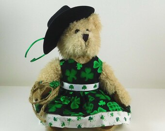 St Patrick Day Teddy Bear Cowgirl Decoration, Luck of the Irish Shamrock Décor, Irish Cowgirl Bear for Holiday Décor or Gift, St Paddy Day