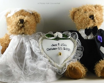 Wedding Gift Idea with Brown Teddy Bear Bride and Groom, Wedding Gift Personalized Names and Date, Newlywed Couple Gift with Wedding Date