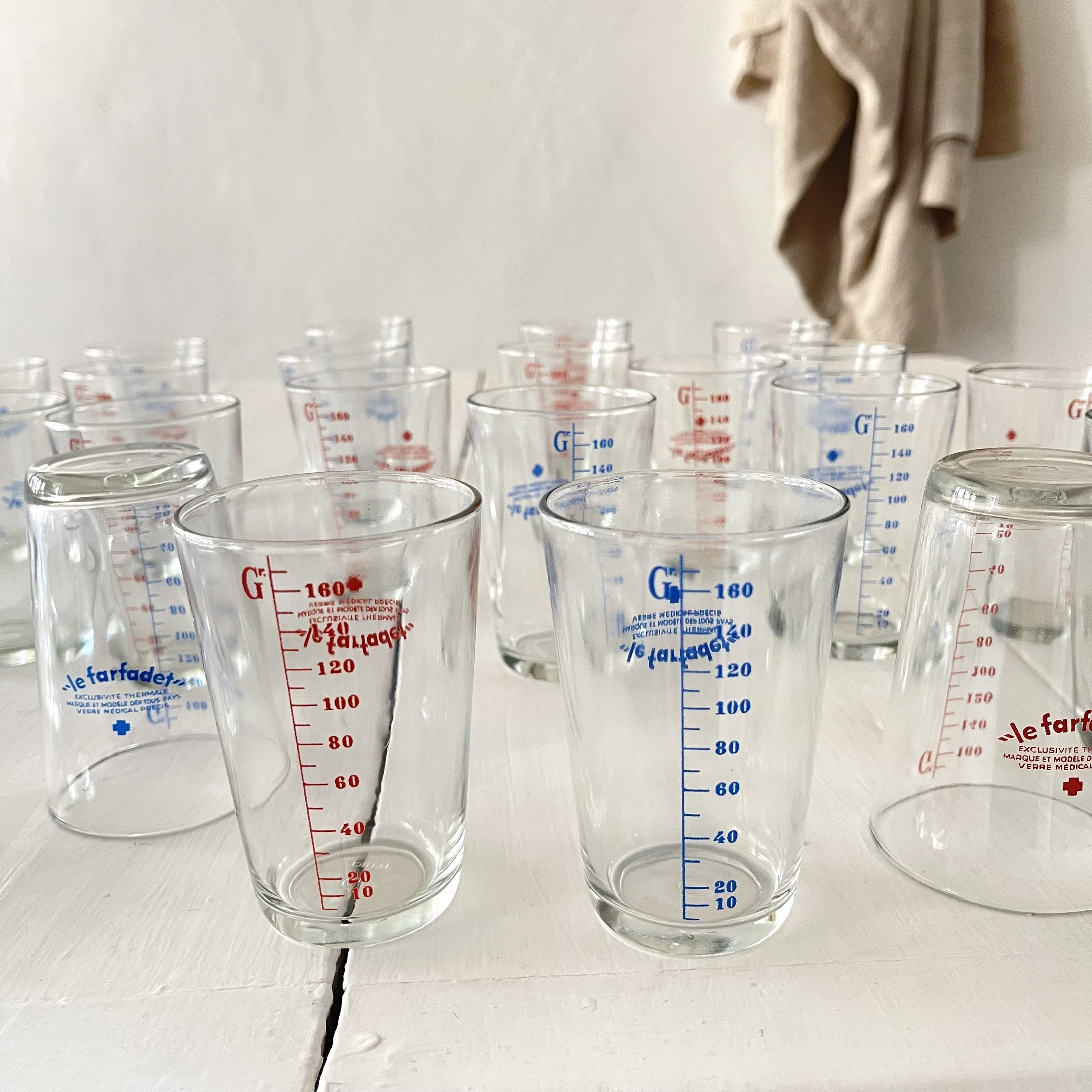 6 Français Vintage Pharmacie