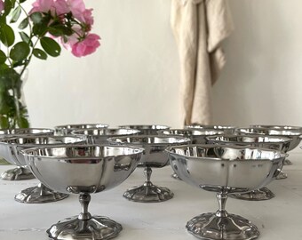 70's 'Flower' French Café Ice-Cream Coupes, Listing A