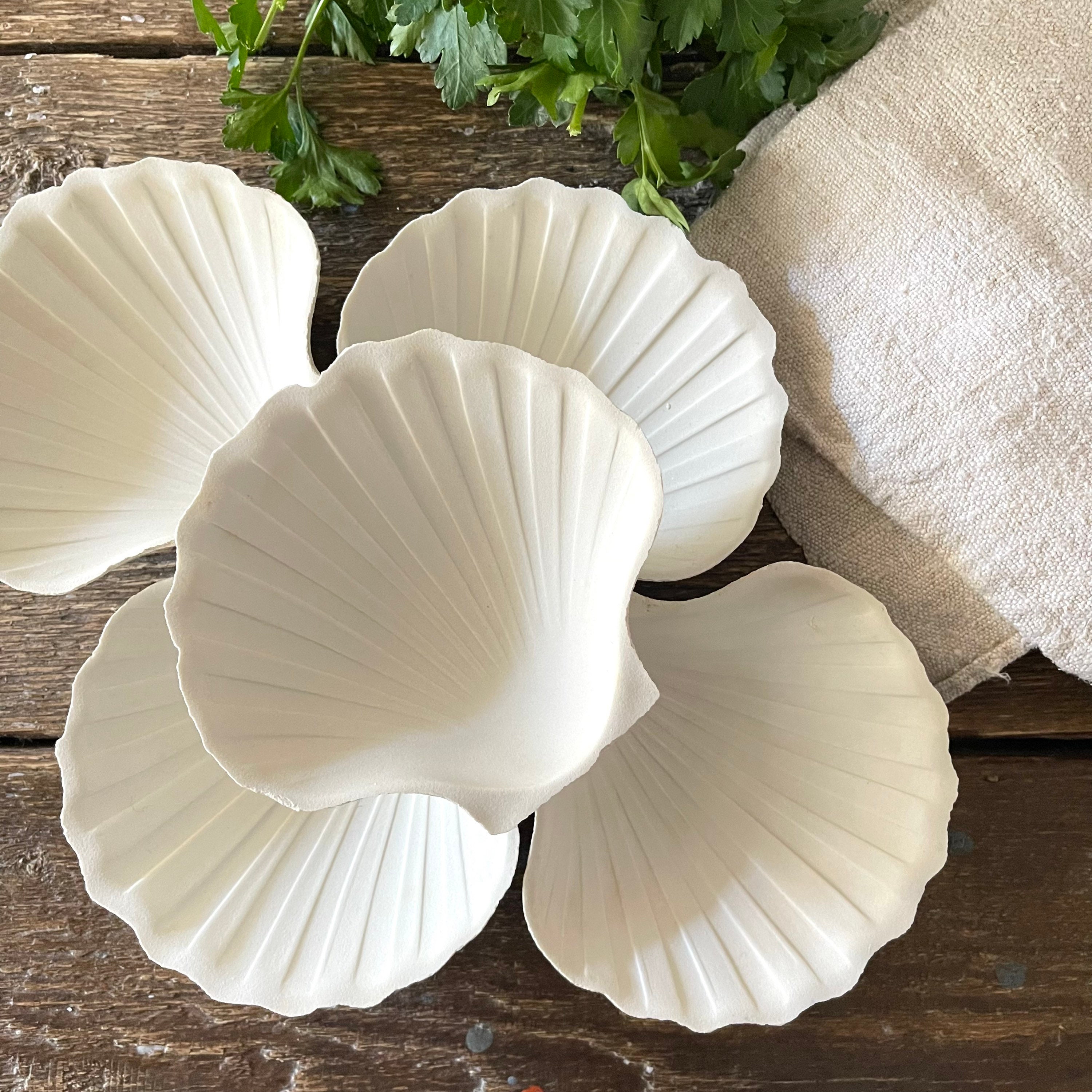 Coquilles Saint-Jacques en Porcelaine Vintage 5 Français