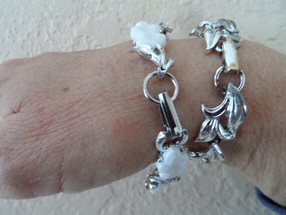 Two unsigned silvertone bracelets - leaf pattern,… - image 6