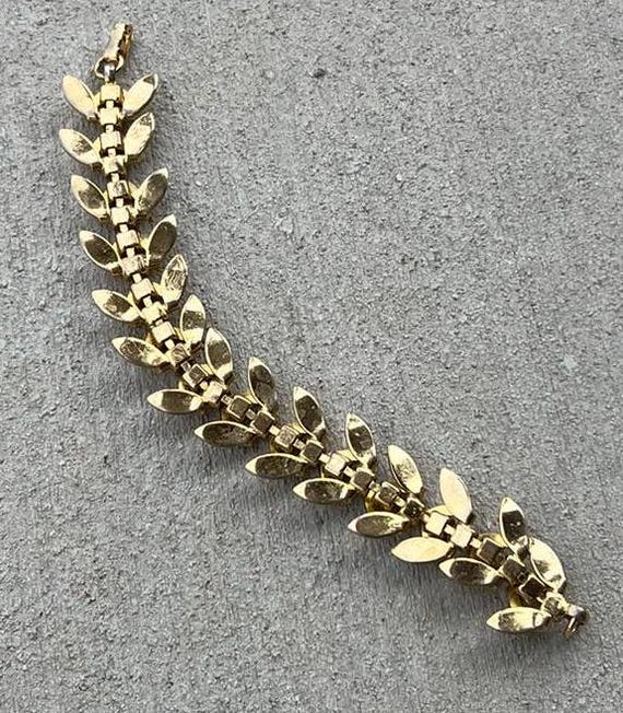 Sparkly and shiny mod 60s rhinestone link bracelet - image 6