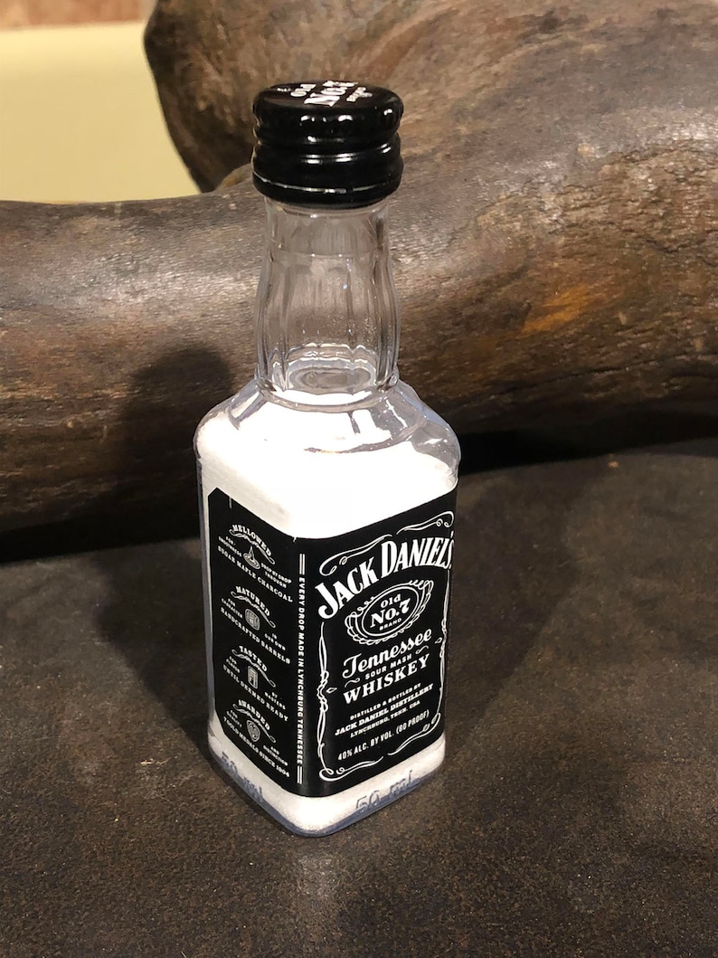 Jack Daniel's Salt and Pepper Shakers Jack Daniel's Whiskey Salt and Pepper Shakers JD Salt and Pepper Shakers image 2