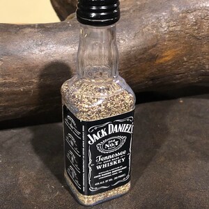 Jack Daniel's Salt and Pepper Shakers Jack Daniel's Whiskey Salt and Pepper Shakers JD Salt and Pepper Shakers image 3