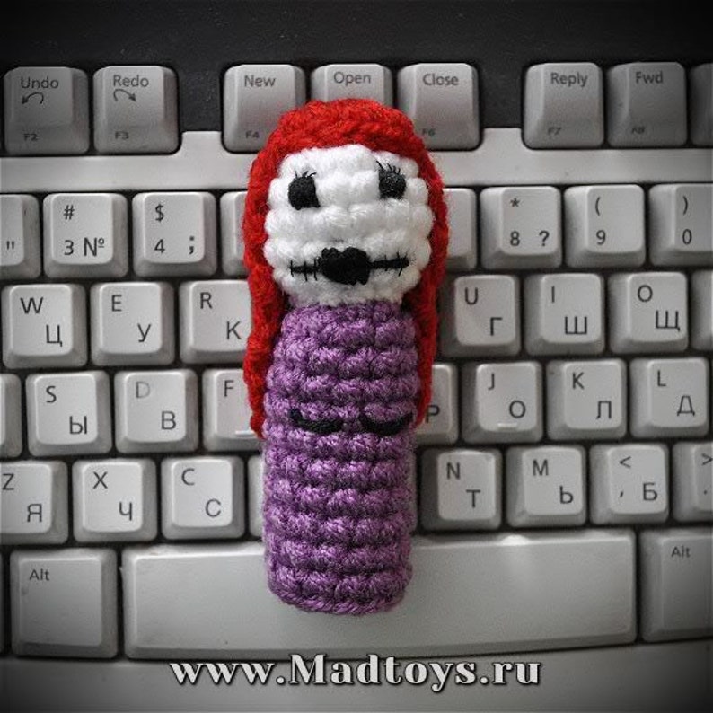 Marjory Stewart Baxter/salad Etsy