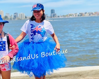Gonna in tulle blu reale: abito da festa fatto a mano