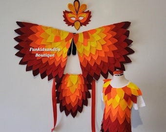 Disfraz de ave fénix: alas de fieltro, túnica y máscara