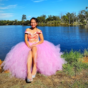 Adult Tutu, Bridesmaid Adult Tutu, adult Cocktail-Length Tutu Skirt , Weddings Bachelorette Party Photo Shoot