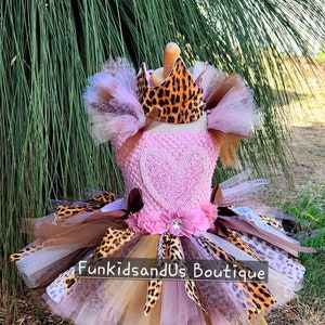 Wild One Baby tutu dress , safari girl Birthday outfit , Baby Pink wild one Outfit, Safari Princess Tutu Dress, Jungle animal theme costume