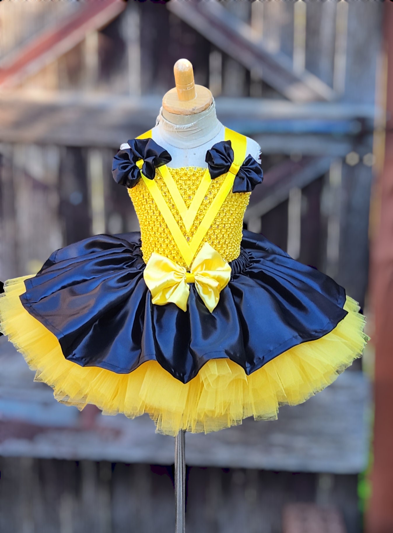 emma wiggle party dress Emma Wiggles Outfit