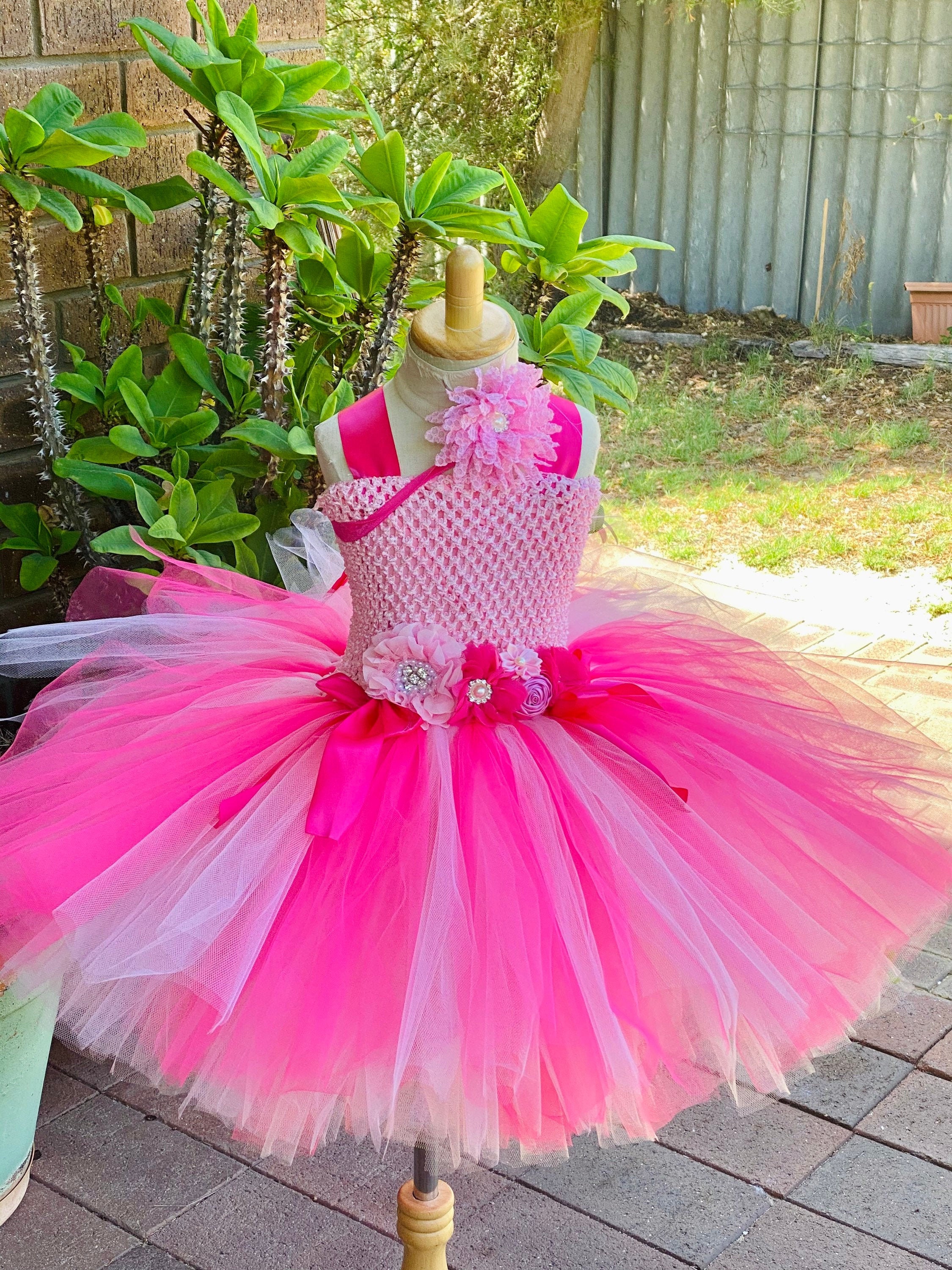 pink tutu dress