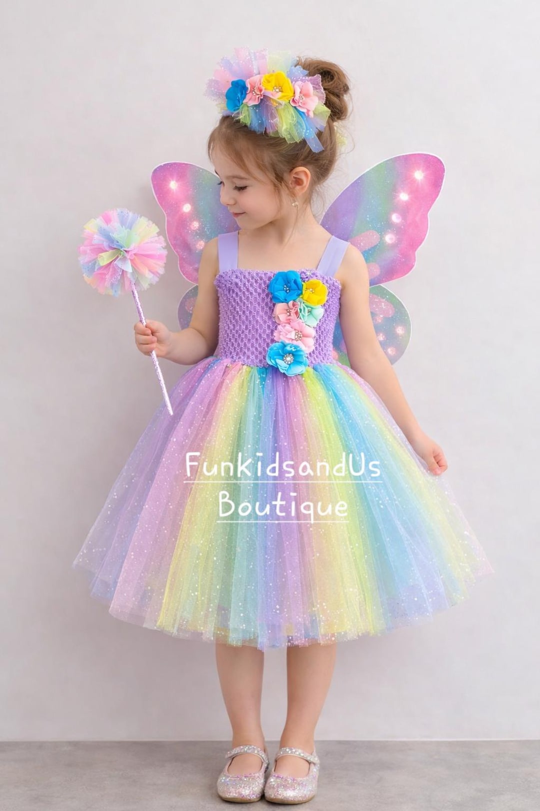 fairy dress for girls 🧚🏾‍♂️ Watch her spin and twirl in our handmade Kids Hanfu Costume Fairy Dress