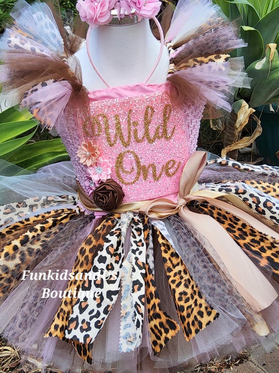 leopard print birthday dress Wild One Safari Tulle Dress: Outfit Ombrelily Fit Model is 56 A-Line Ankle Length Cocktail Size:XS/0-2