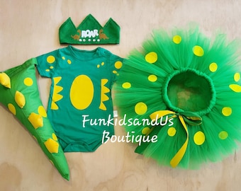 Tenue d'anniversaire dinosaure fille : jupe tutu, couronne et queue