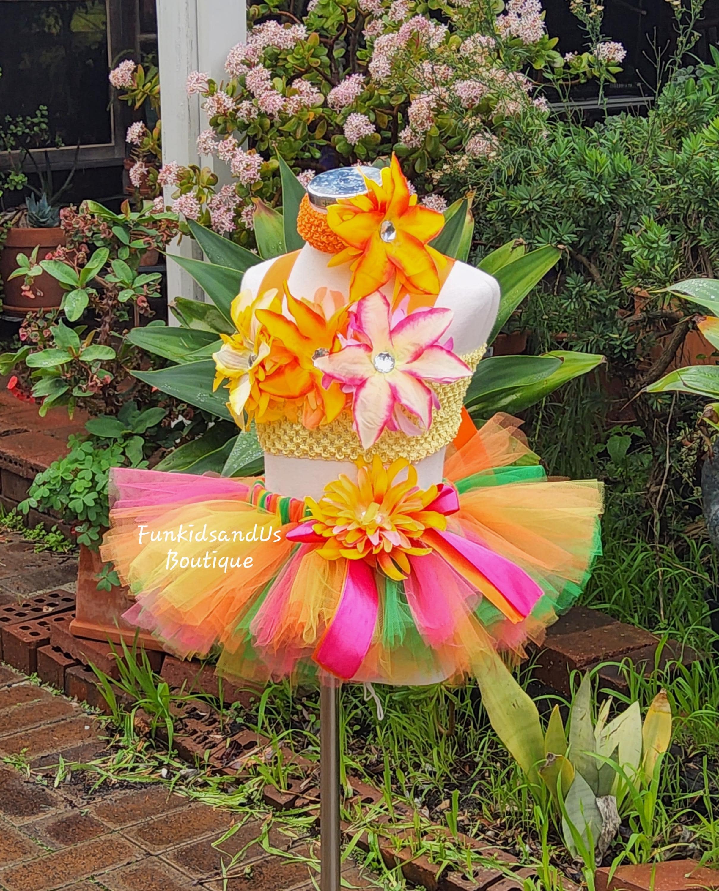 luau party dress ideas Luau Outfit Ideas for Women