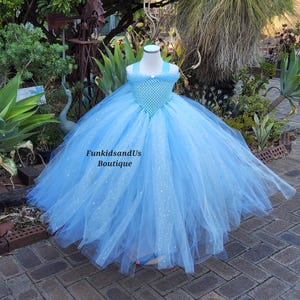 princess dress change Disney outfit changes
