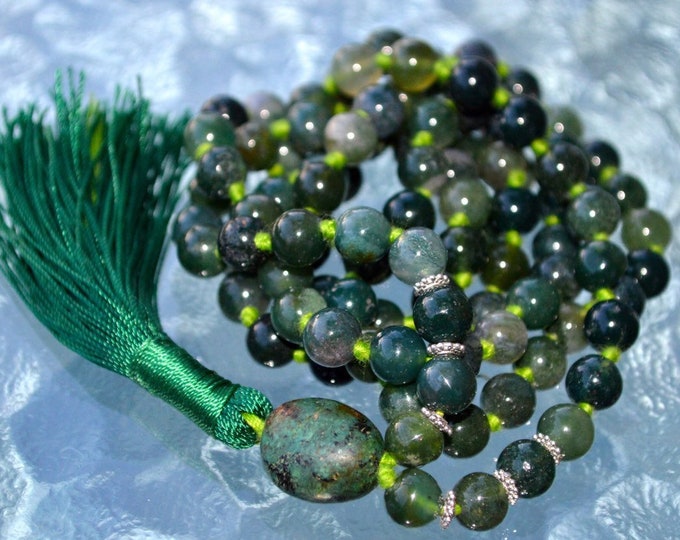 Heart Chakra mala necklace, Moss Agate, 108 mala beads, Yoga necklace, Tassel necklace, Japa mala, Prayer beads, Healing stones, Knotted mal