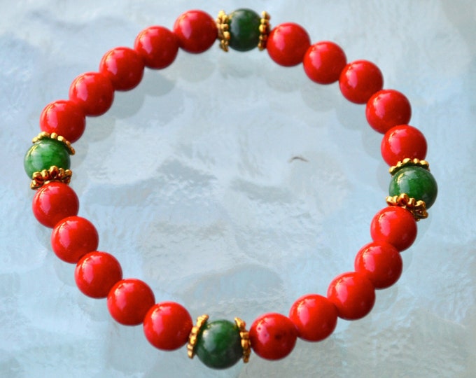 Red Coral Green Jade Wrist Mala Beads Healing Bracelet - Attract love Assists clear reasoning, Inventiveness, Balanced opinion,Truthfulness