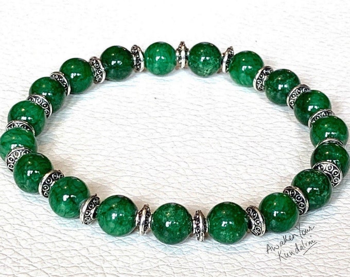 Lucky Nature Green jade bead beaded bracelet Good luck Jewelry boho hippie chic Gemstone Feng Shui bracelet Prosperity bracelet Heart Chakra