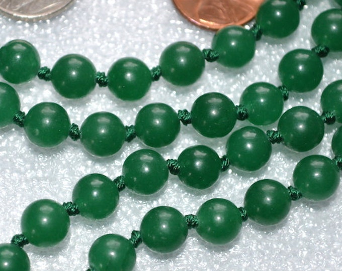 Dainty green jade Mala Necklace Green Jade jewelry delicate necklace, jade bead necklace, mothers day gift, hand knotted green mala necklace