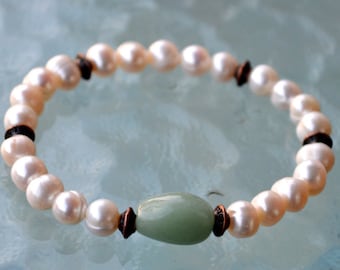Green Aventurine Fresh Water Pearl Wrist Mala Beads Healing Bracelet - Blessed Meditation Prayer Beads for Awakening Chakra Kundalini