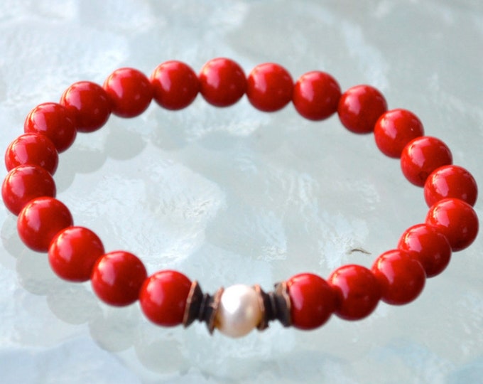 Red Coral Fresh Water Pearl Wrist Mala Beads Bracelet - Attract love Assists clear reasoning Inventiveness Balanced opinion Truthfulness
