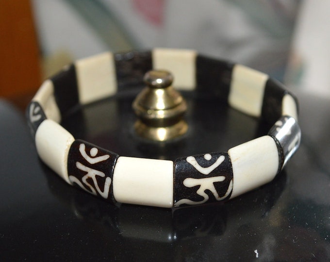 Om Aum Tibetan Yak bone Bracelet aum om yoga meditation bangle ohm charm bone om symbol bracelet spiritual aum jewelry mantra chakra bead