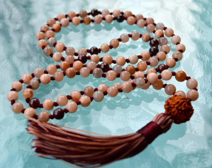 Mala Prayer Beads 108, Peach Moonstone, Rainbow Moonstone, Garnet, Spiritual Yoga Jewelry, Japa Mala, Mantra, Yoga Beads, Meditation, Chakra