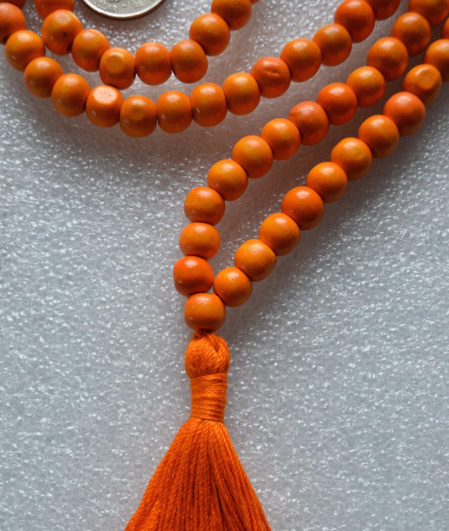 Buddhist 108 Prayer Beads Fragrant for Protection Bad Dreams Stress Energy Gyneo Pregnancy AWAKEN YOUR KUNDALINI Hand Knotted Sandalwood mala Beads Necklace Authentic Necklace w/Velvet Pouch