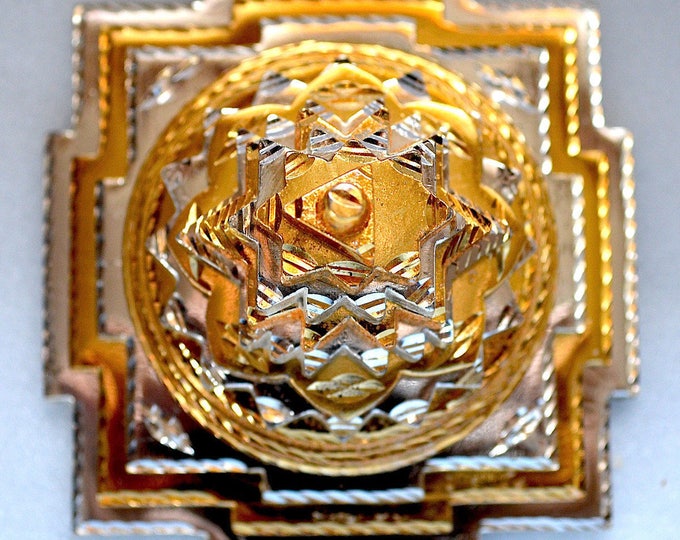 Energized Sri Meru Yantra 3D - Maha Meru Sri shree chakra yantra - Spiritual powers Peace Harmony Enormous wealth